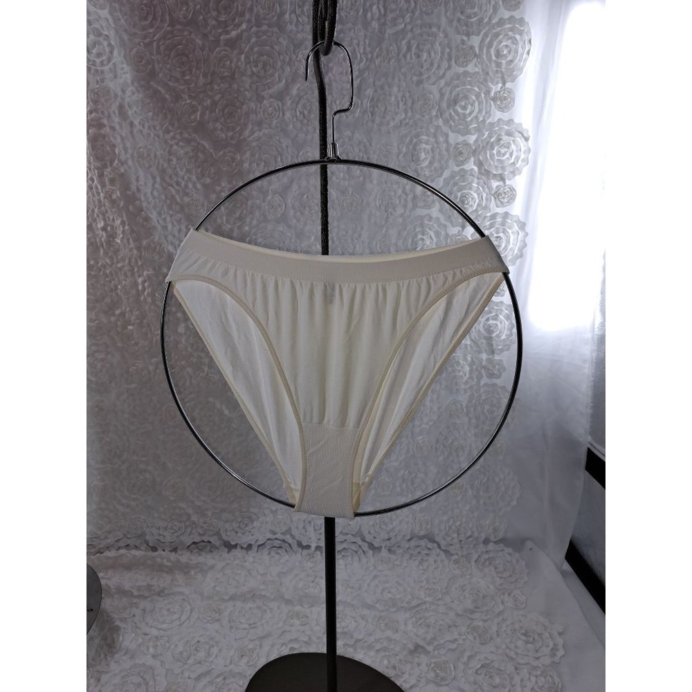 2 Pair VINTAGE (2000) Victorias Secret Bikini NEW White Med OR‎ LARGE
